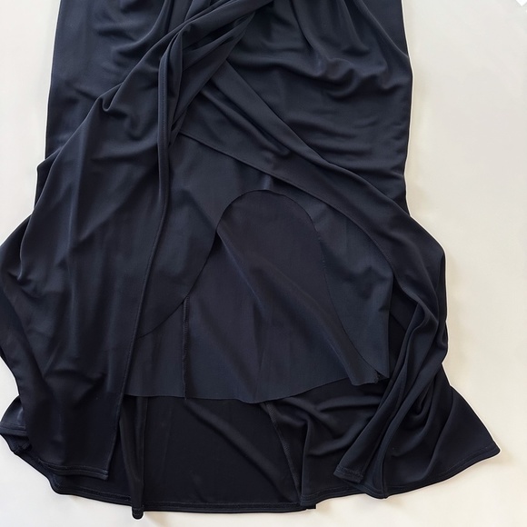 Cinq à Sept Lezlie Midi Dress in Navy - Picture 7 of 15